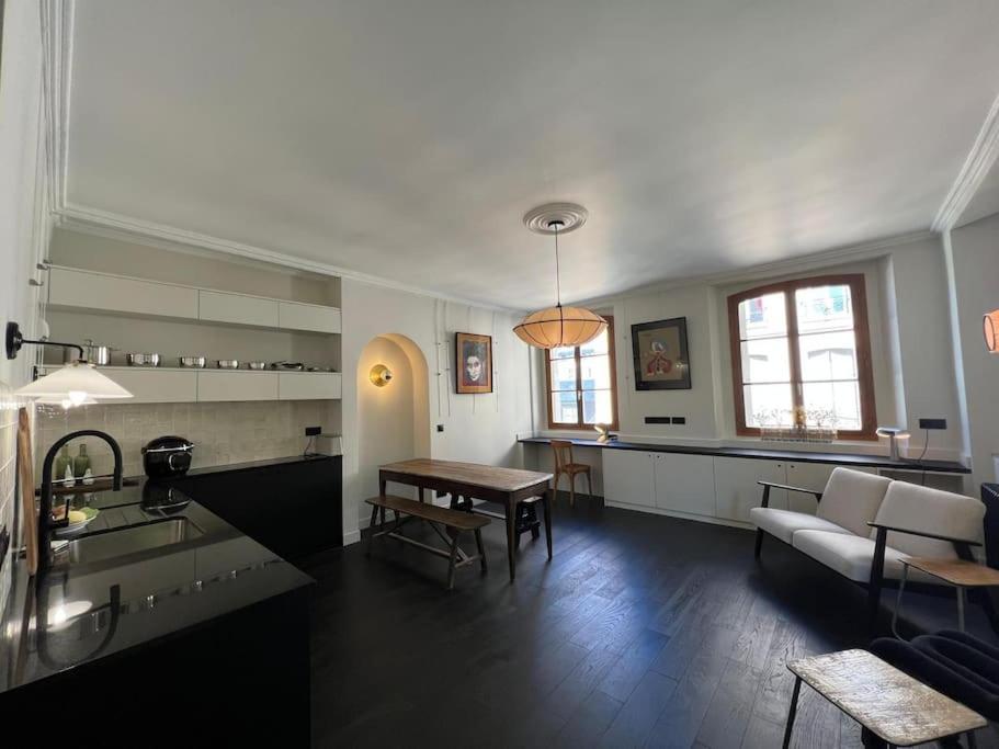 Suite Versailles Quartier Saint-Louis 6 Personnes 외부 사진