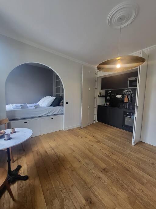 Suite Versailles Quartier Saint-Louis 6 Personnes 외부 사진